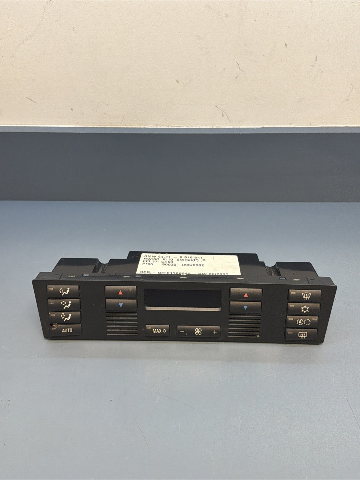 96–03 BMW E39 525i 530i 540i M5 Climate Control Unit Digital AC Heater 6916641