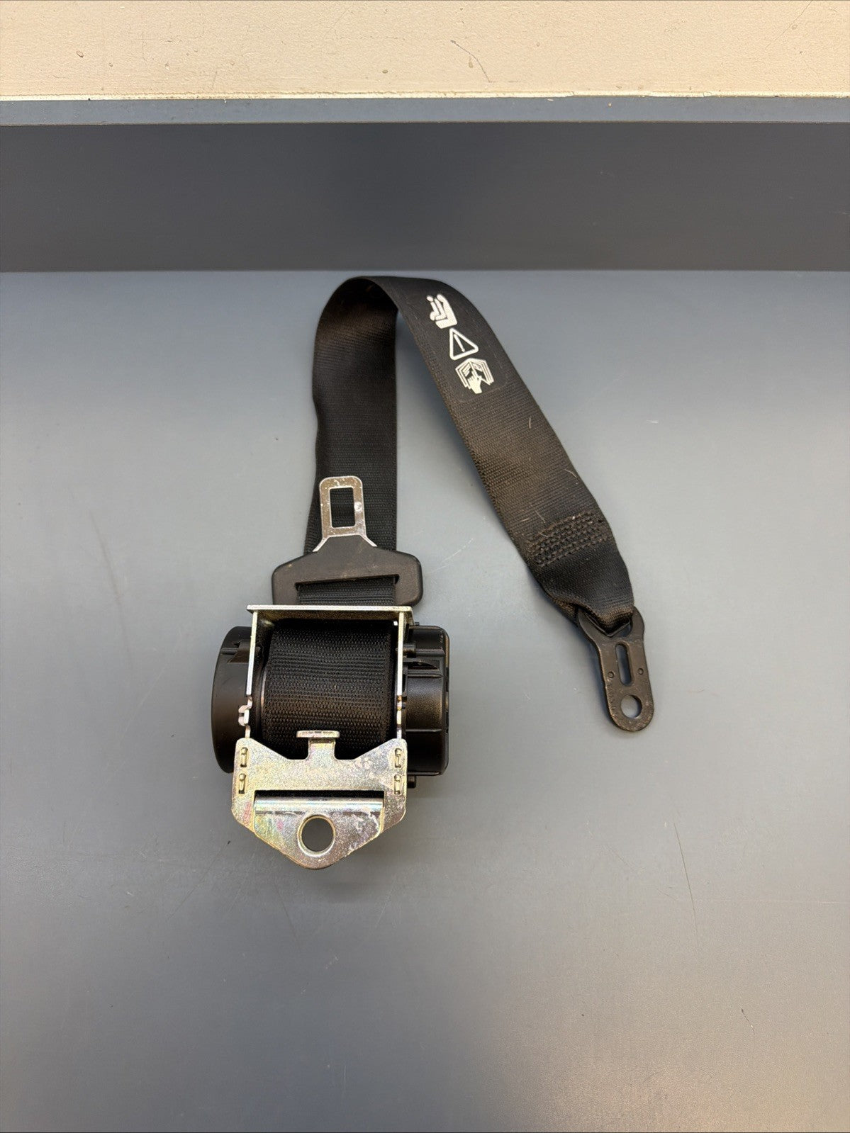 OEM Rear Right Or Left Seatbelt FOR 2012 2013 2014 2015 BMW X1 E84 608201000D