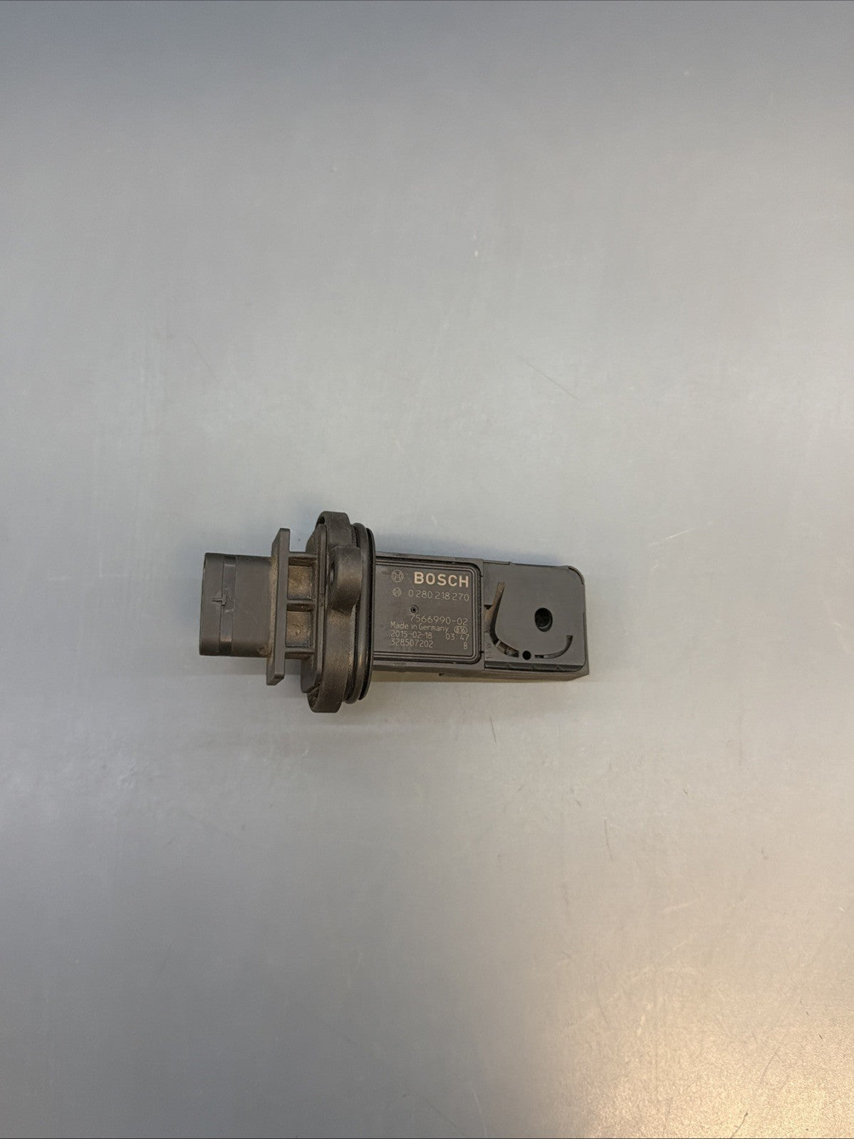 BMW E71 F01 F12 F13 F02 F10 E70 4.4L N63 Mass Airflow MAF Sensor 7566990 OEM