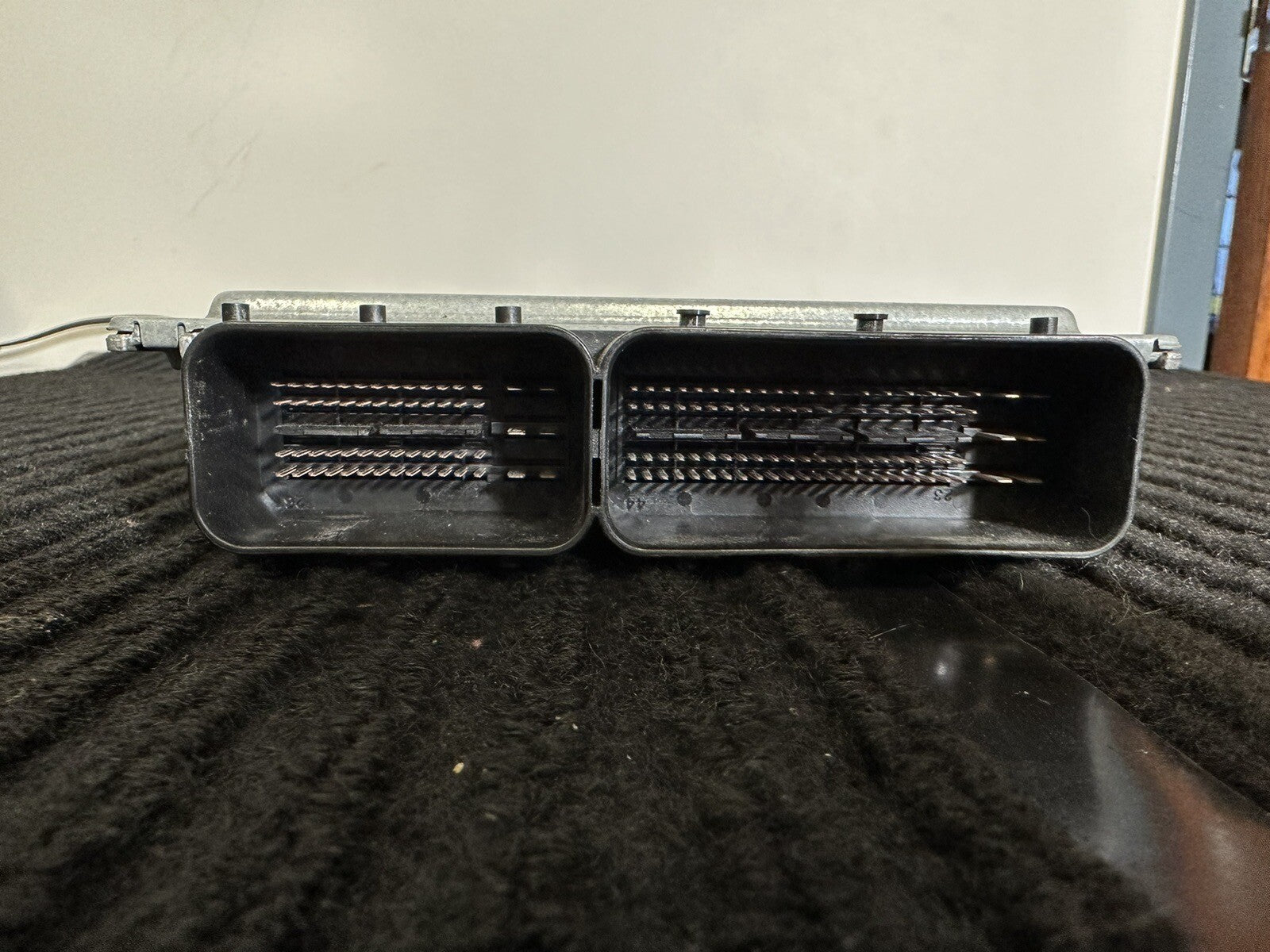 BMW N52 2.5 ENGINE CONTROL MODULE DME MSV70 CAS2 KEY ECU SET OEM 7553116