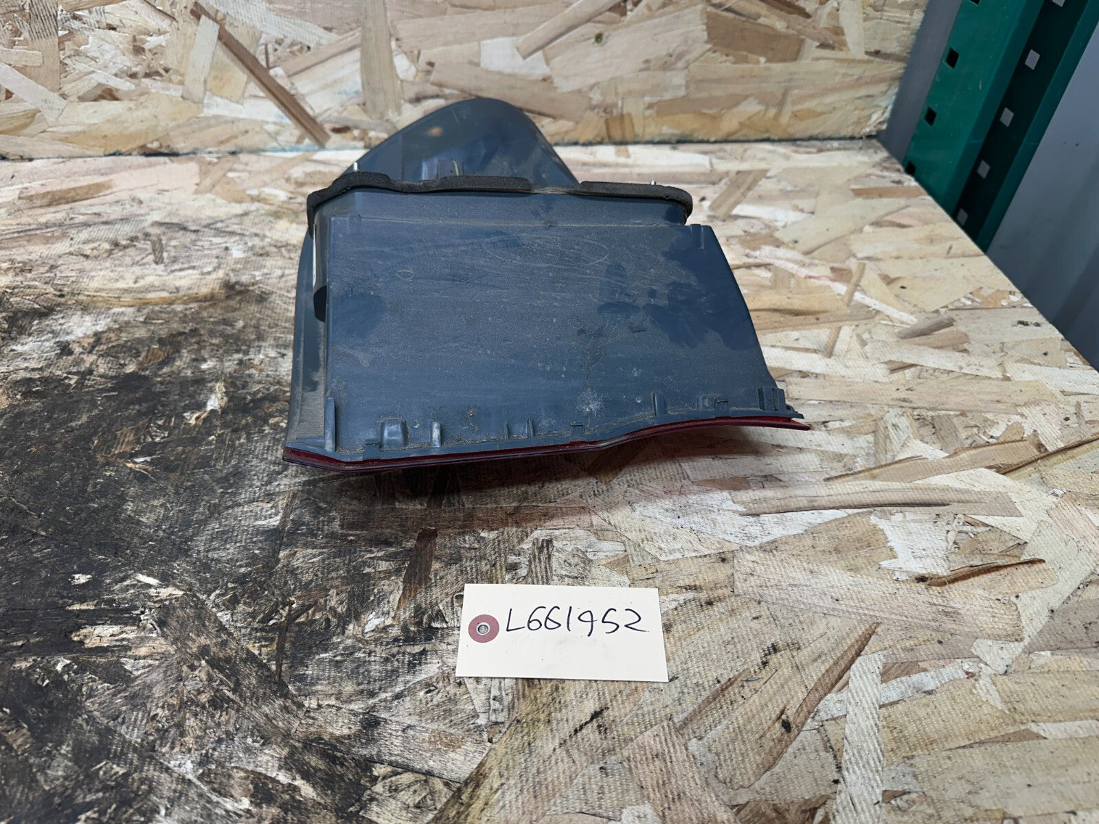 BMW 2011-2014 E70 LCI REAR RIGHT+LEFT SIDE OUTER TAIL LIGHT SET OEM 7227792+1