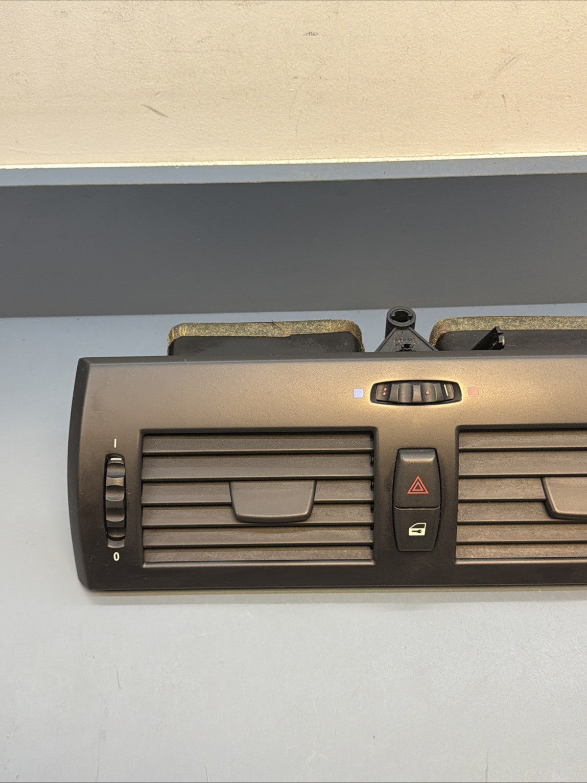 2004-2010 BMW X3 E83 CENTER DASHBOARD DASH AC AIR VENT 3400074 OEM