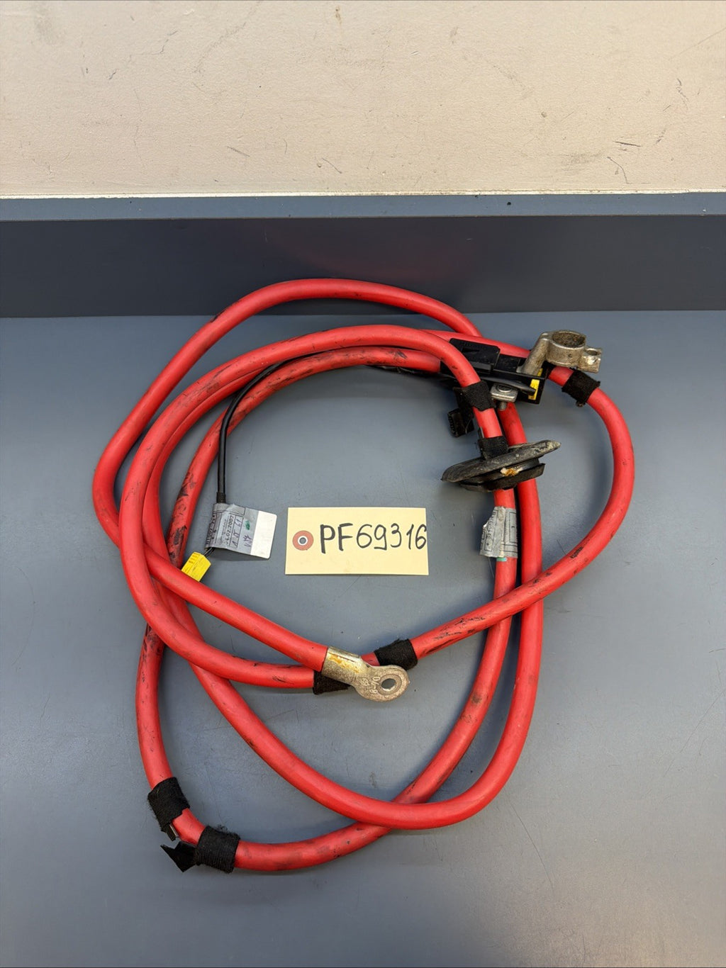 99-06 BMW E46 3 Series Rear Positive Batter Cable Terminal Junction 8373945