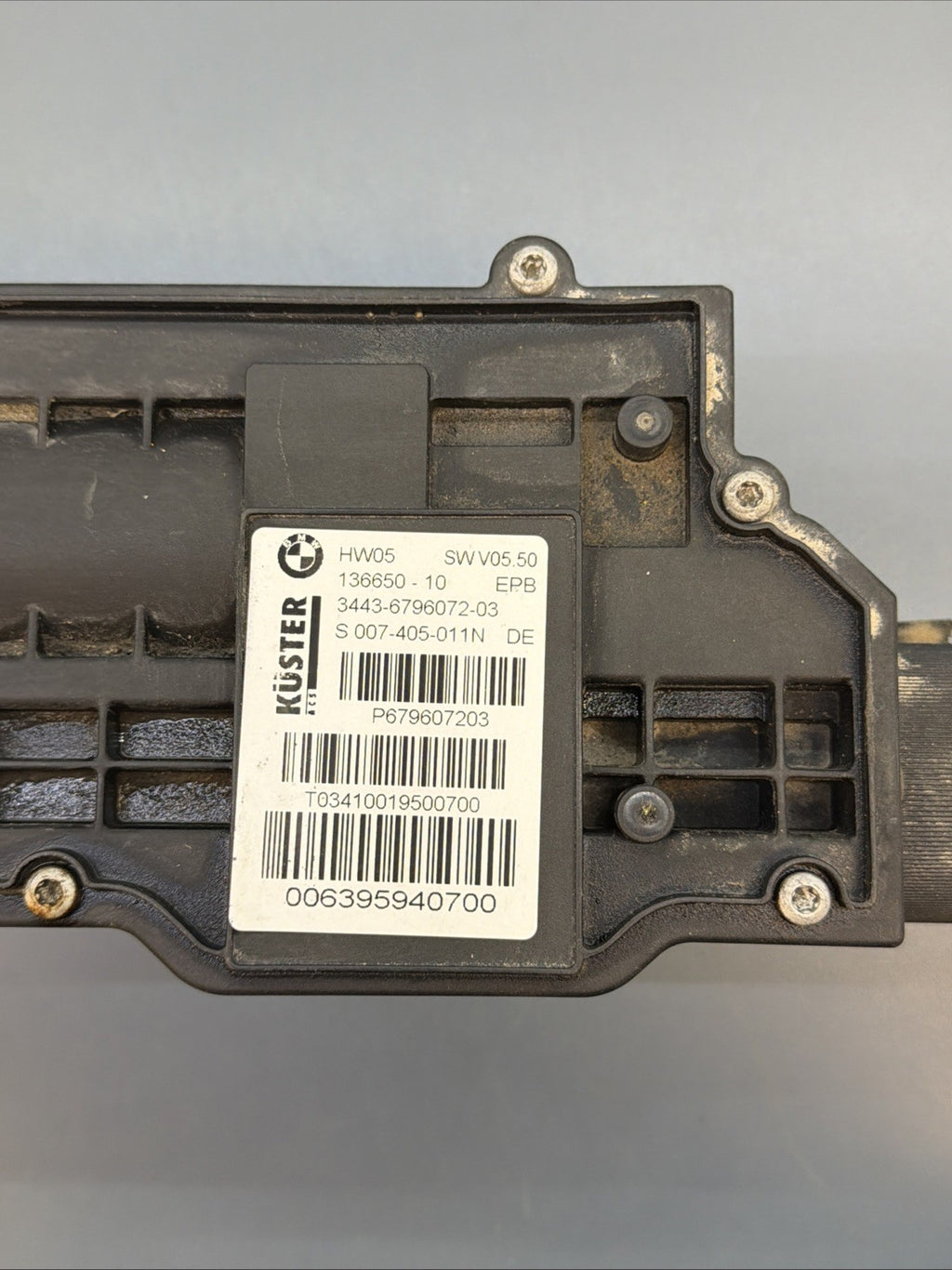 2007-2014 BMW X5 X6 Parking Brake Actuator With Cables 6796072 OEM Used