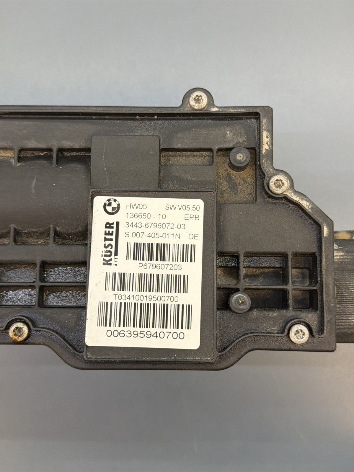 2007-2014 BMW X5 X6 Parking Brake Actuator With Cables 6796072 OEM Used