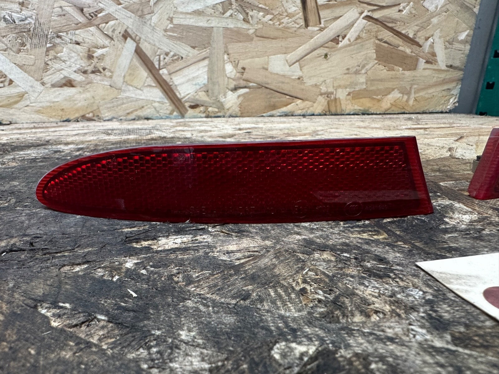 BMW 11-17 F25 X3 REAR BUMPER LEFT AND RIGHT REFLECTOR SET OEM 7217315/7217316