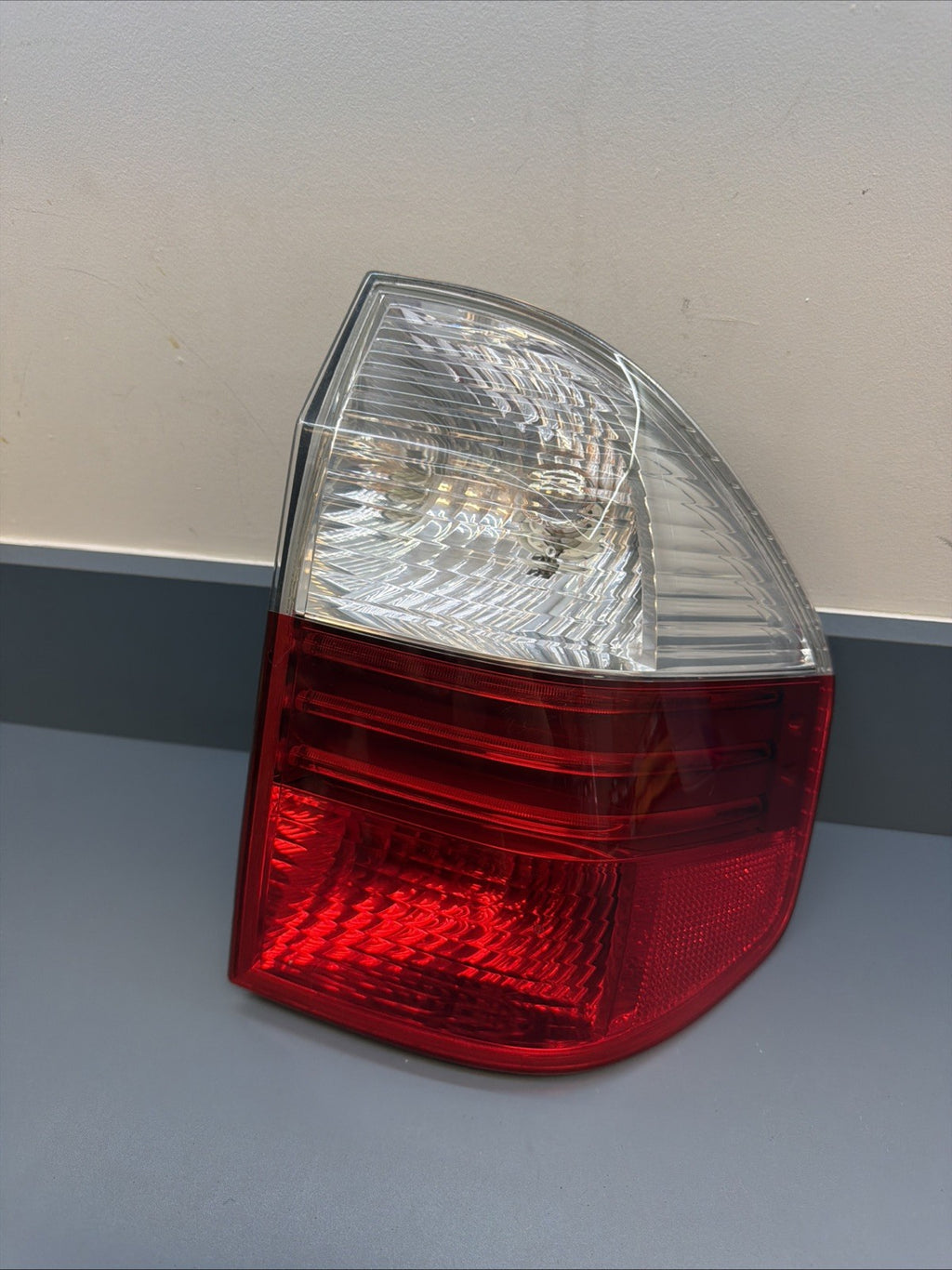 2007-2010 BMW X3 Rear Left Passenger Side Outer Tail Light 7162212 OEM