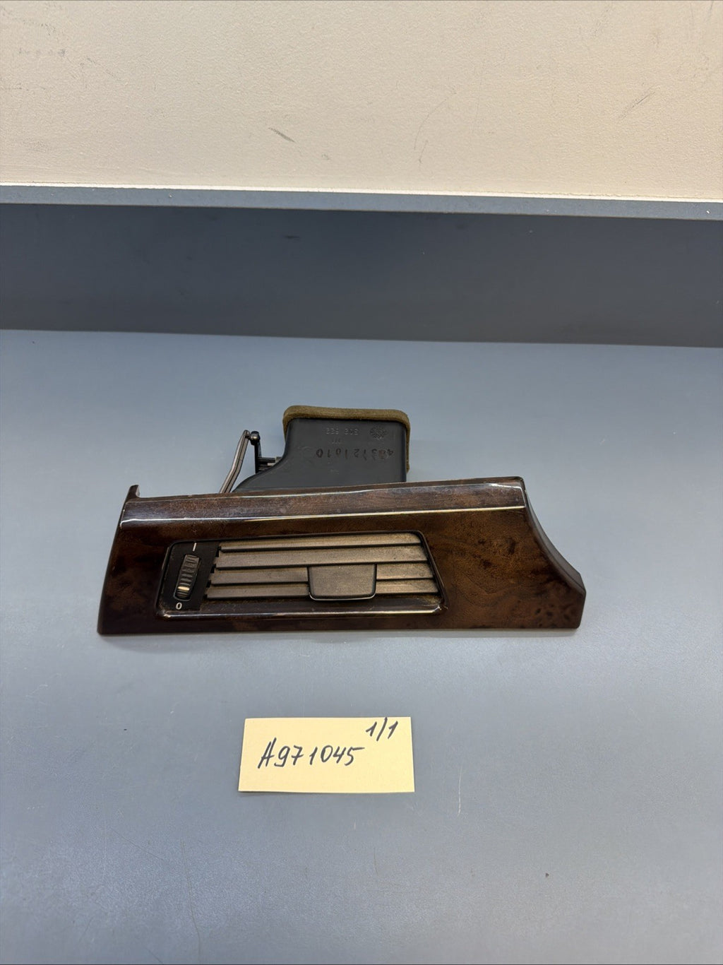 06-13 BMW E93 328i 335i Left Driver Side Dash Air Vent Flow Grill 9130459OEM