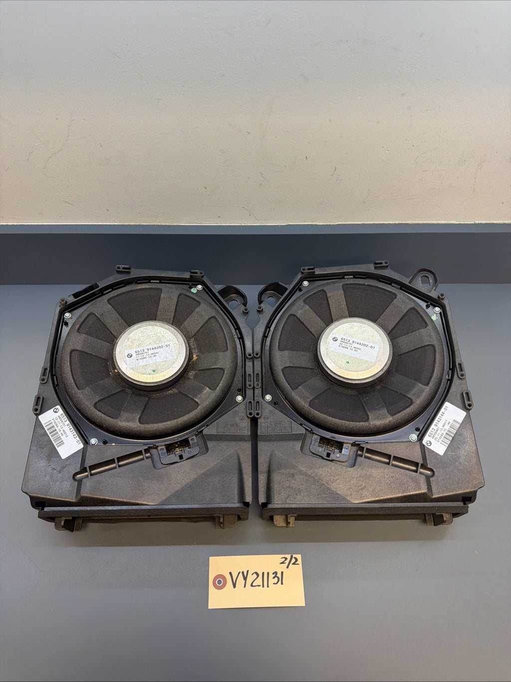 11-15 BMW X1 E84 FRONT LEFT & RIGHT HI-FI SUBWOOFER SET 9143143 9143144