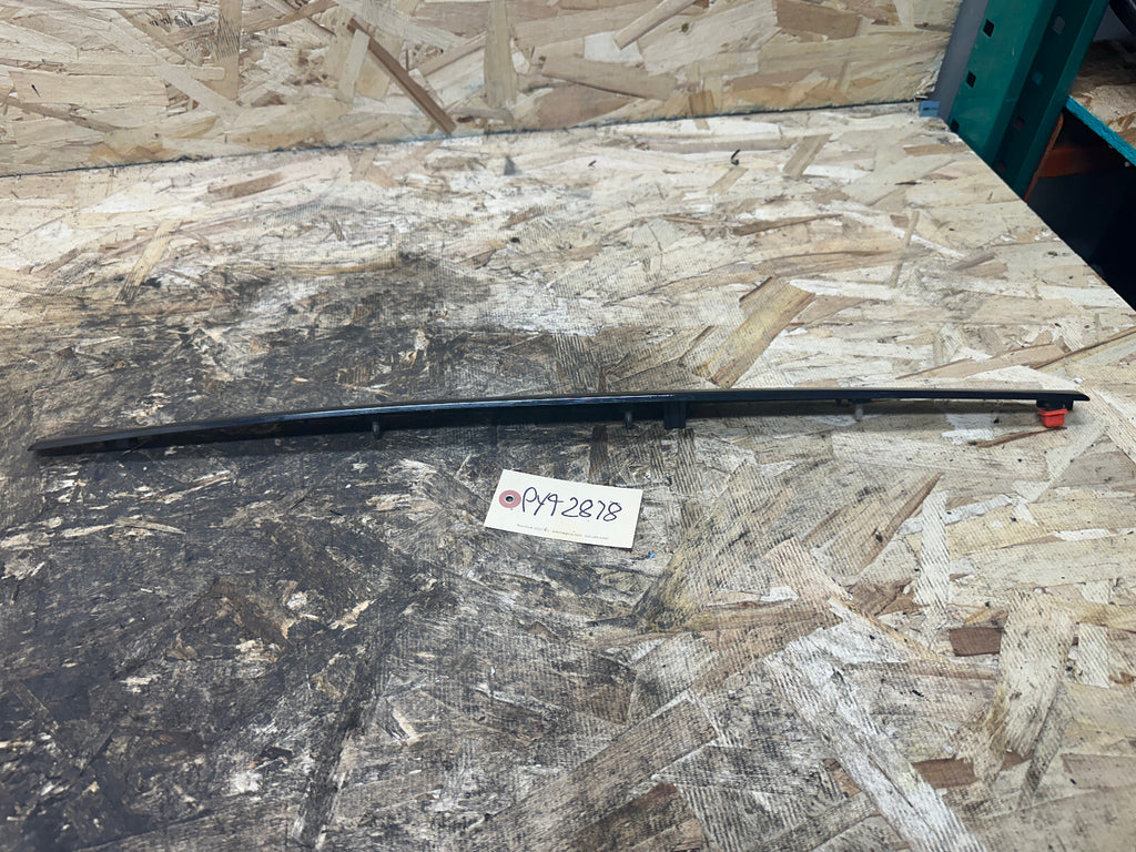 BMW 06-13 E81 E88 1 SERIES I PANEL TRIM HIGH GLOSS BLACK OEM 7124745