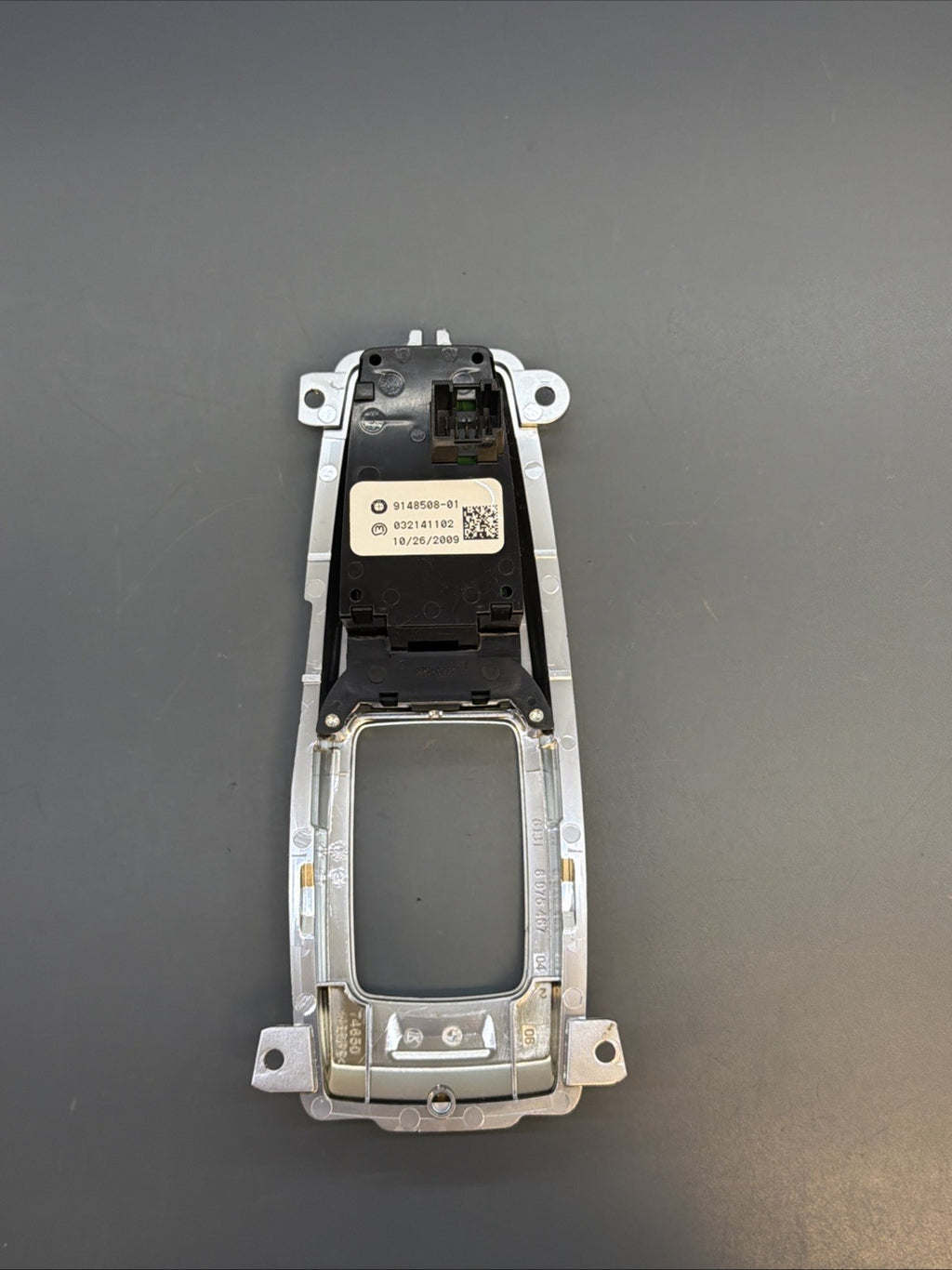 2007-2013 BMW E70 X5 E71 E72 X6 PARKING BRAKE SWITCH W/AUTO HOLD OEM 9148508