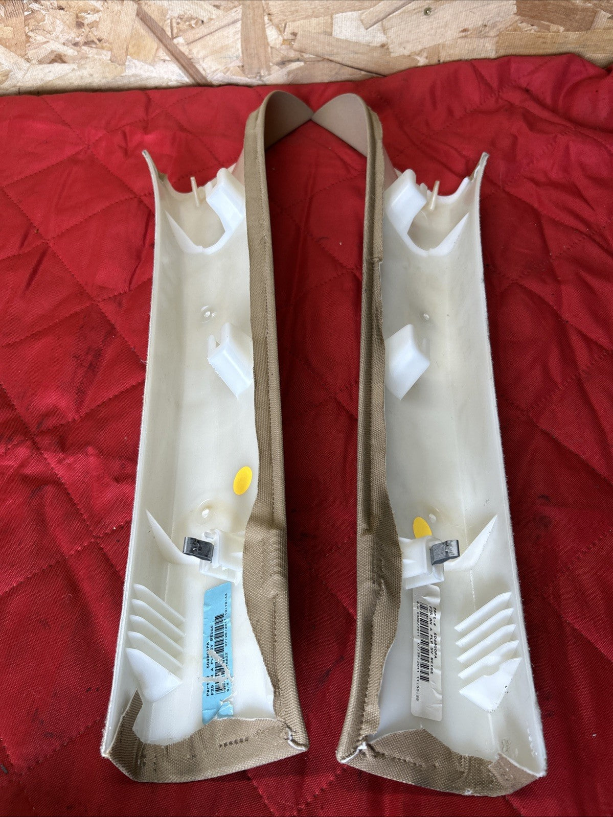 BMW 11-17 F25 X3 FRONT LEF T& RIGHT A PILLAR TRIM 9169303 9169304 BEIGE PAIR