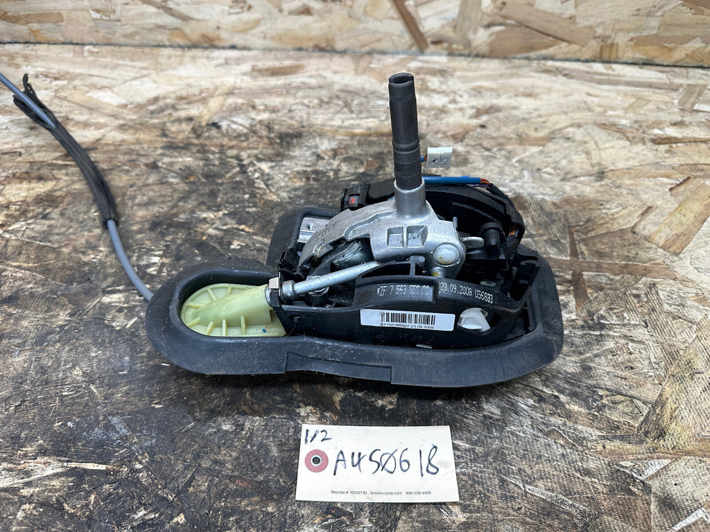 BMW 06-13 E90 AUTOMATIC TRANSMISSION GEAR SHIFTER/SELECTOR BLACK OEM 756365802