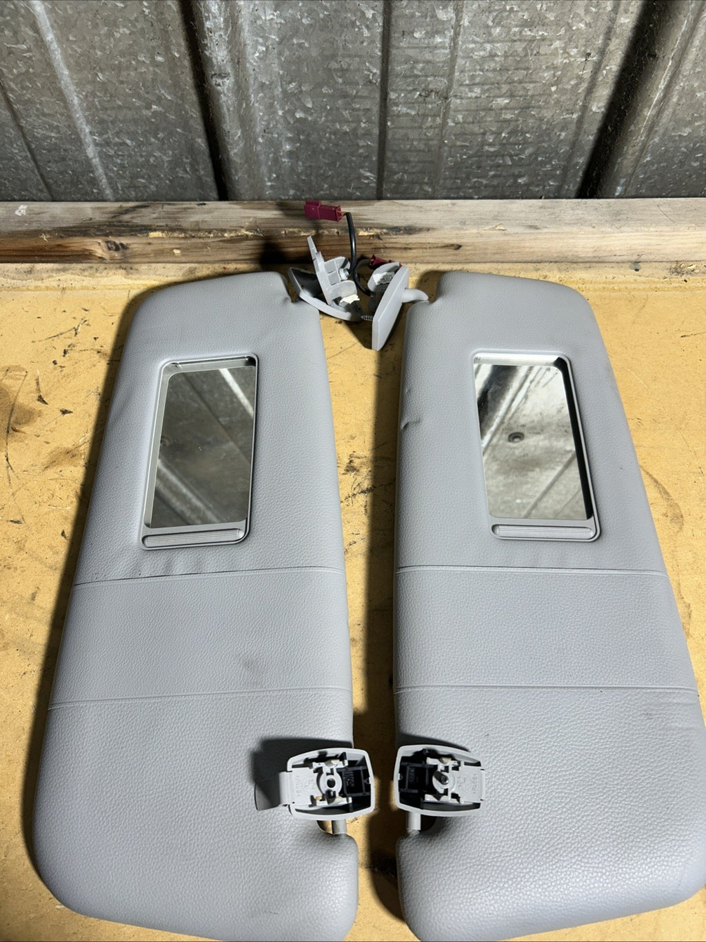 BMW E90 E91 E92 E93 Sun Visor Set OEM – Driver & Passenger Gray 6957369 6957370