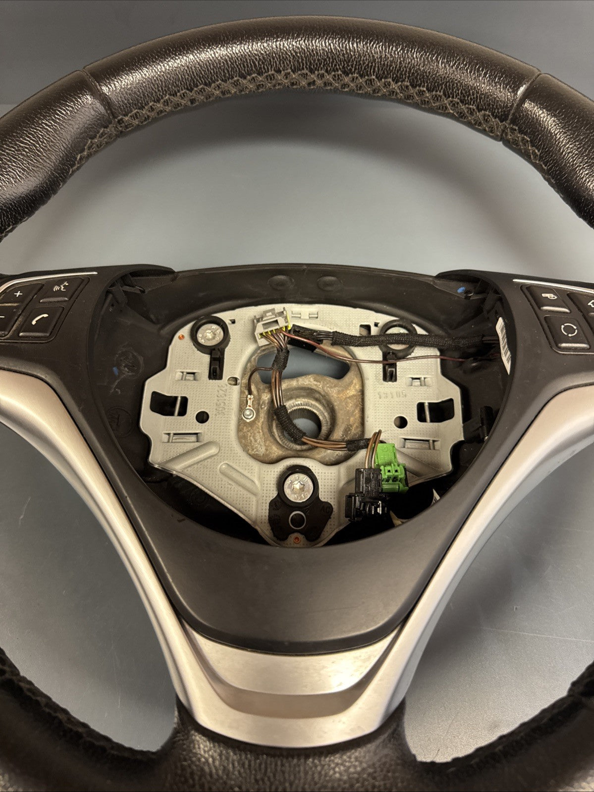 BMW 1 SERIES E82 2012 685313101 J2 MULTIFUNCTION BLACK LEATHER STEERING WHEEL