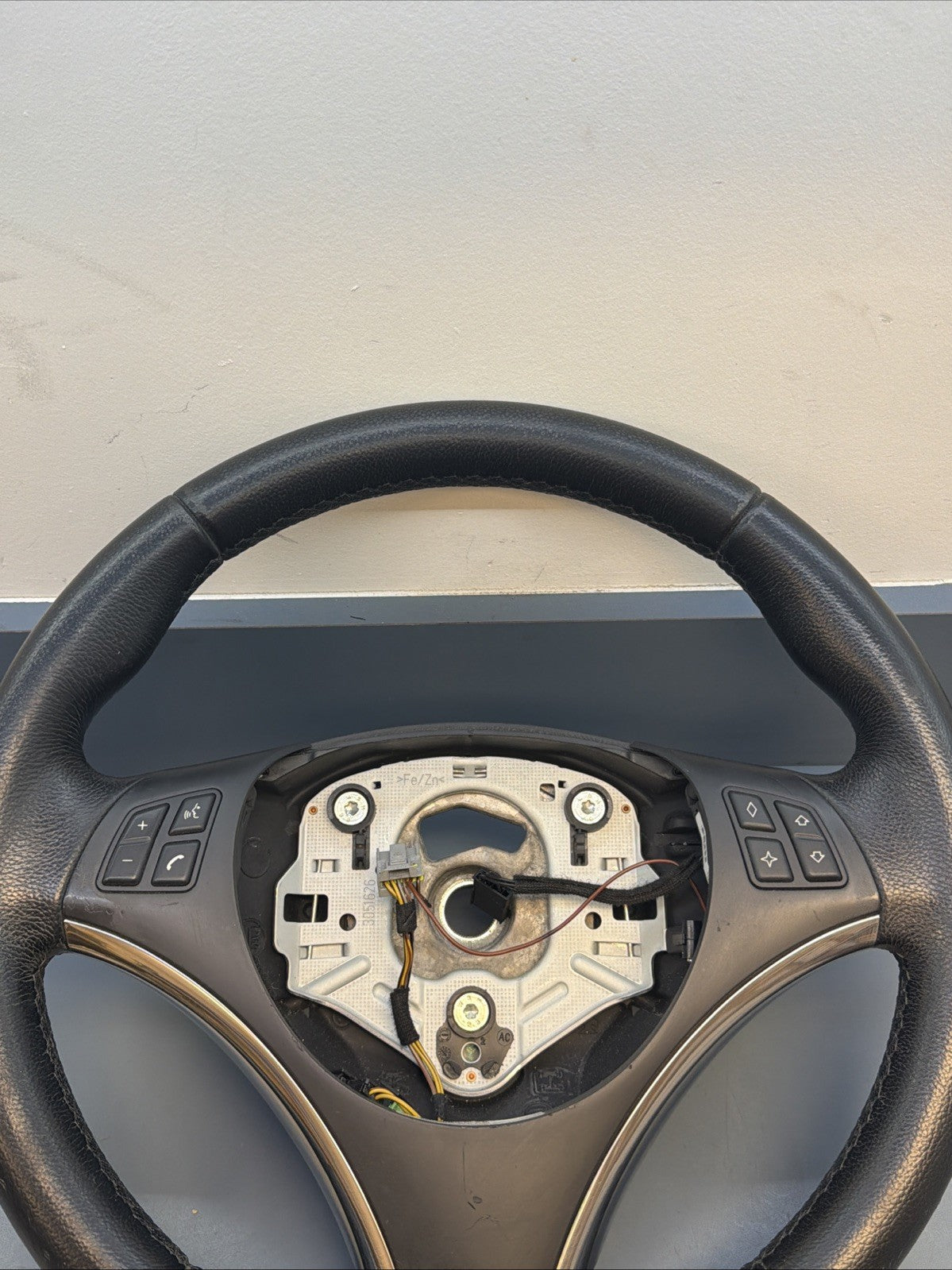 07-11 OEM BMW E90 E92 E93 X1 335 Sport Black Leather Steering Wheel 6772148