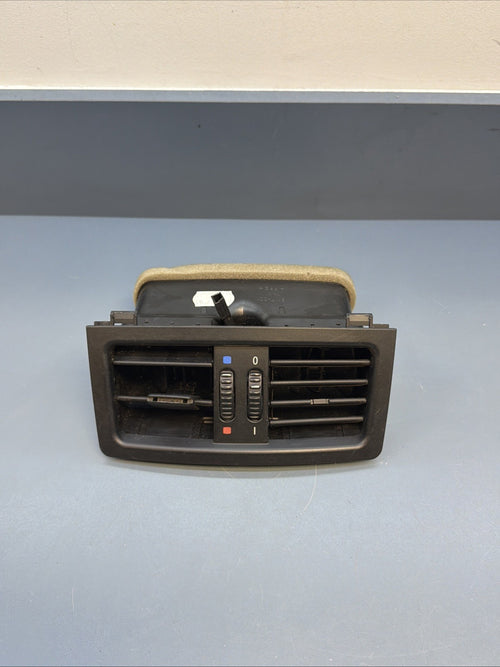 04-10 BMW E60 535I 550I OEM REAR CENTER CONSOLE AC HEAT AIR VENT GRILL 7129556
