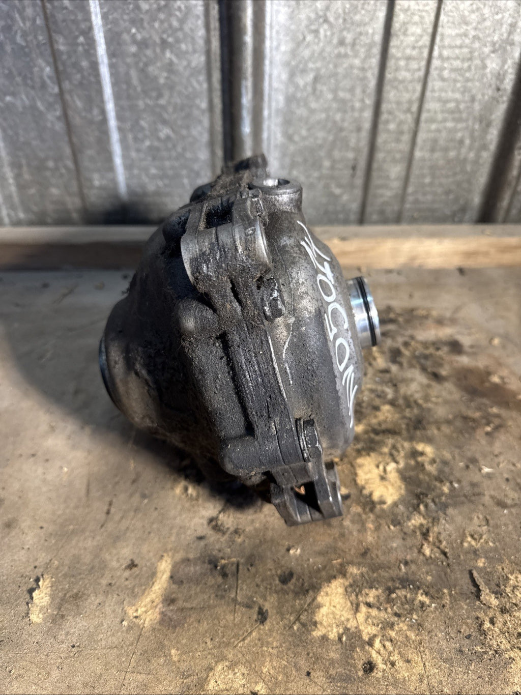 Front Differential Carrier Final Drive 3.64 AWD OEM BMW E90 325Xi AUTO 7533433