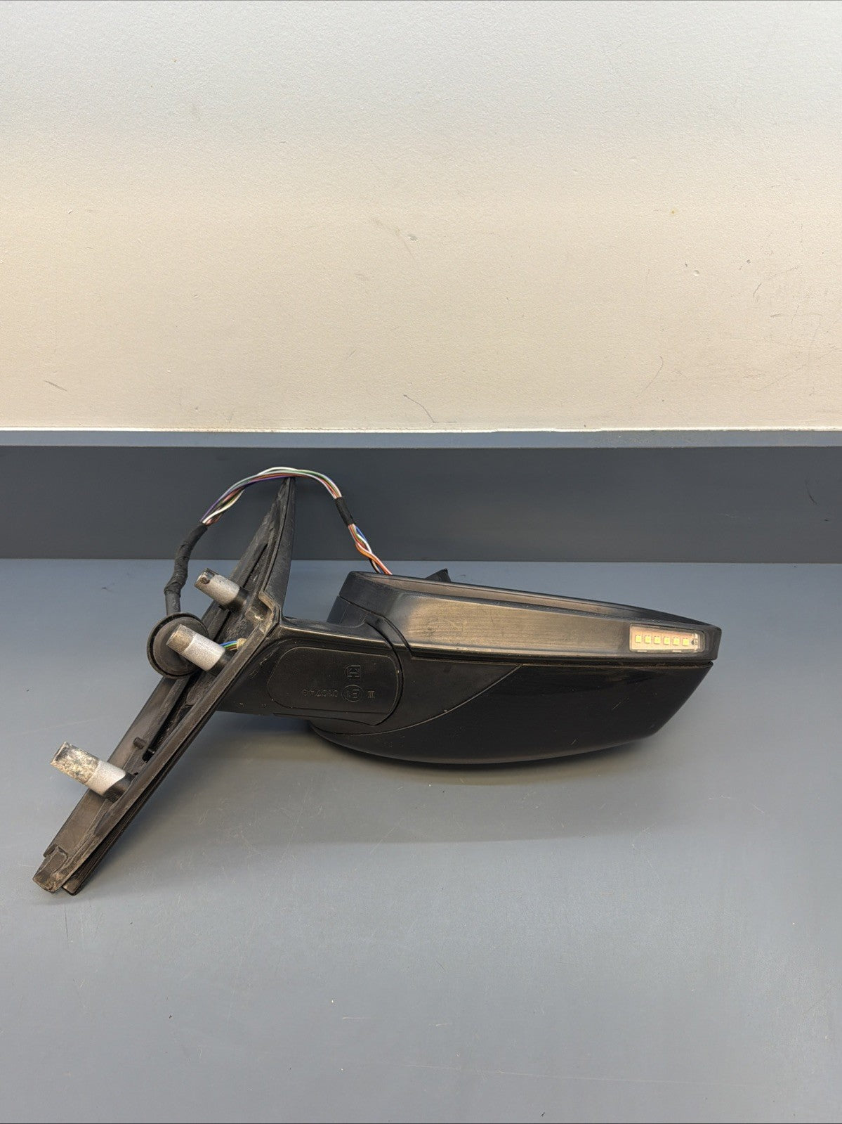 2004-2007 BMW Black Right Side Power Mirror 010748 5 Series E60 *READ*