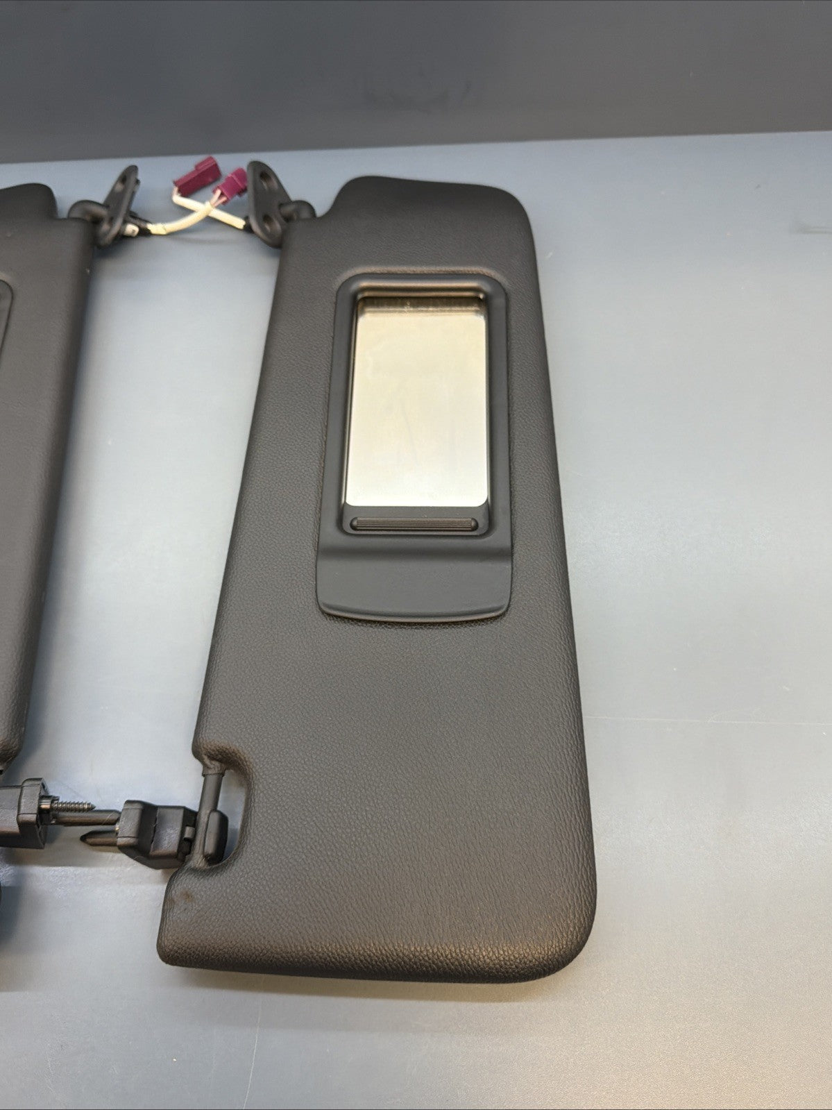 13-15 BMW E84 X1 SUN VISOR MIRROR LEFT RIGHT SET OEM 6905983