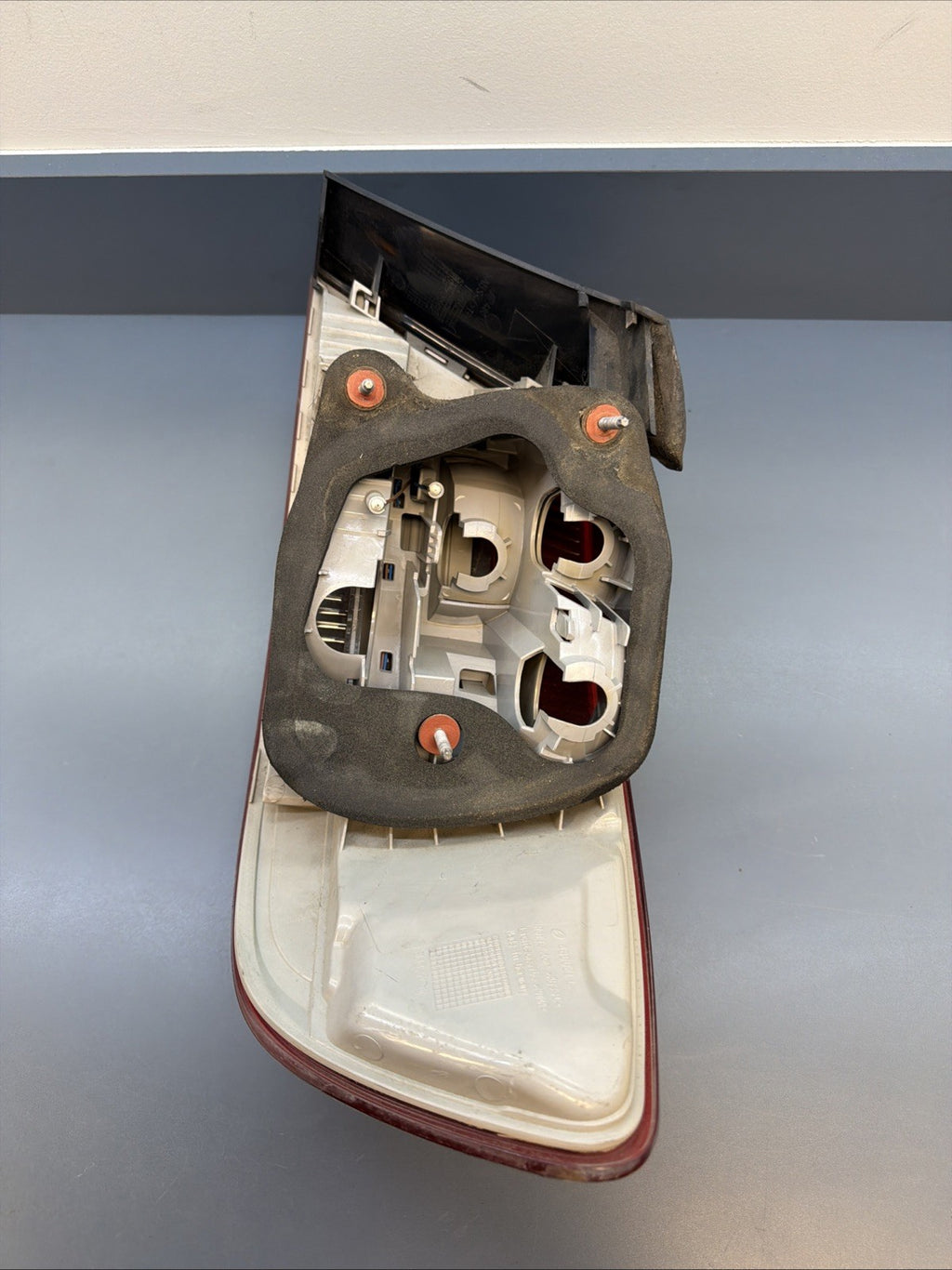 2007-10 BMW E92 3 Series Coupe Pre-LCI Outer Left Driver Taillight OEM 7174403