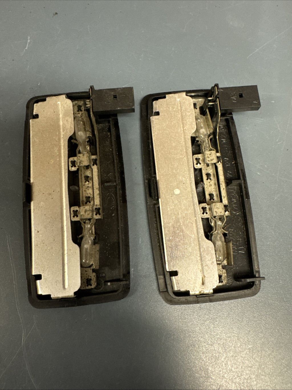 BMW E93 F33 F83 E88 Left & Right Convertible Sun Visor Light Lamp Set OEM