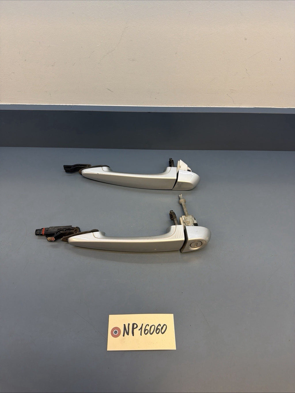 BMW F20 F30 F31 Front Right & Left Keyless Door Exterior Handles 7289409 7289410