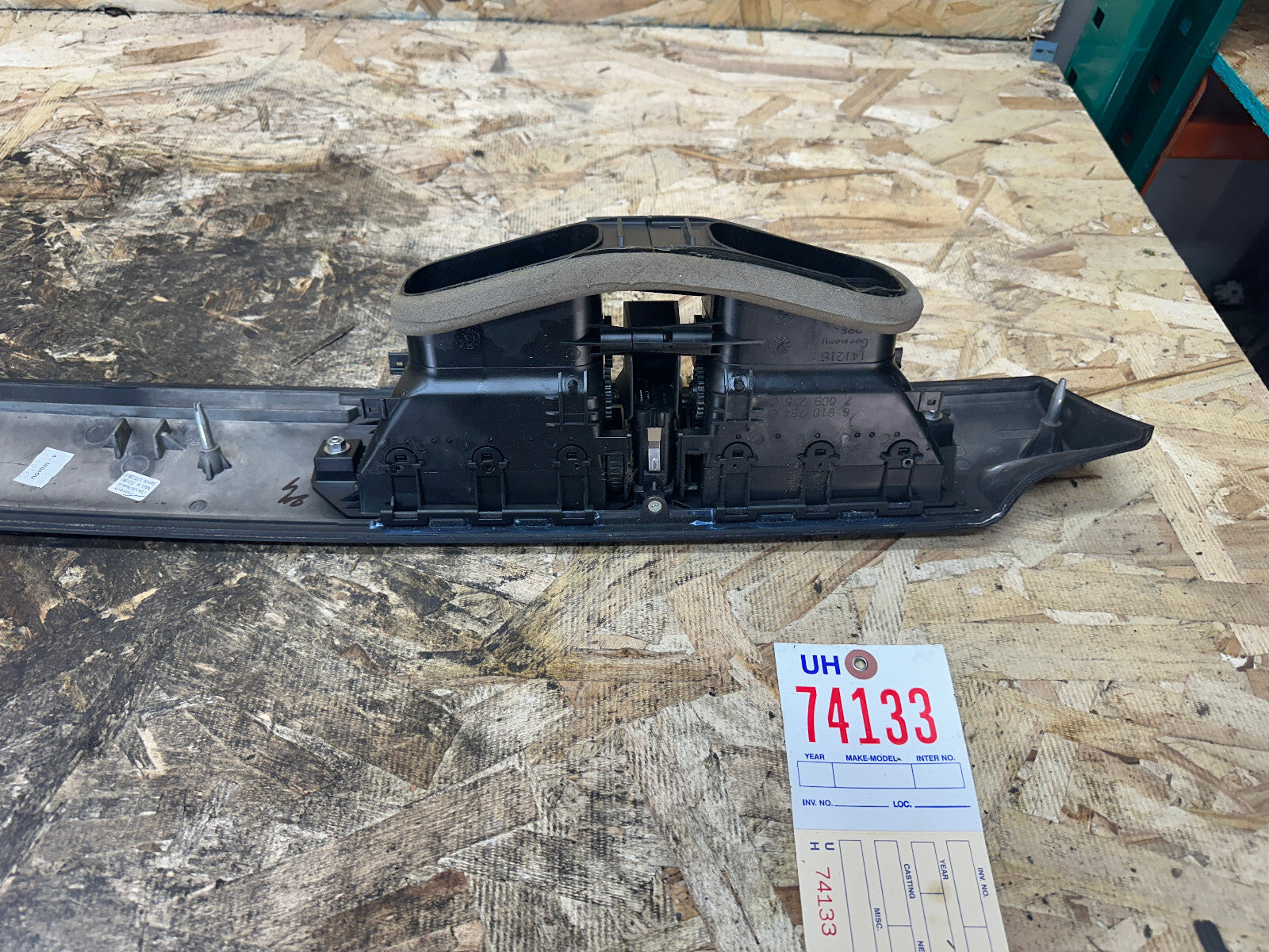 BMW 2001-2010 5 SERIES CENTER DASH POPLAR WOOD VENT TRIM OEM 6970268