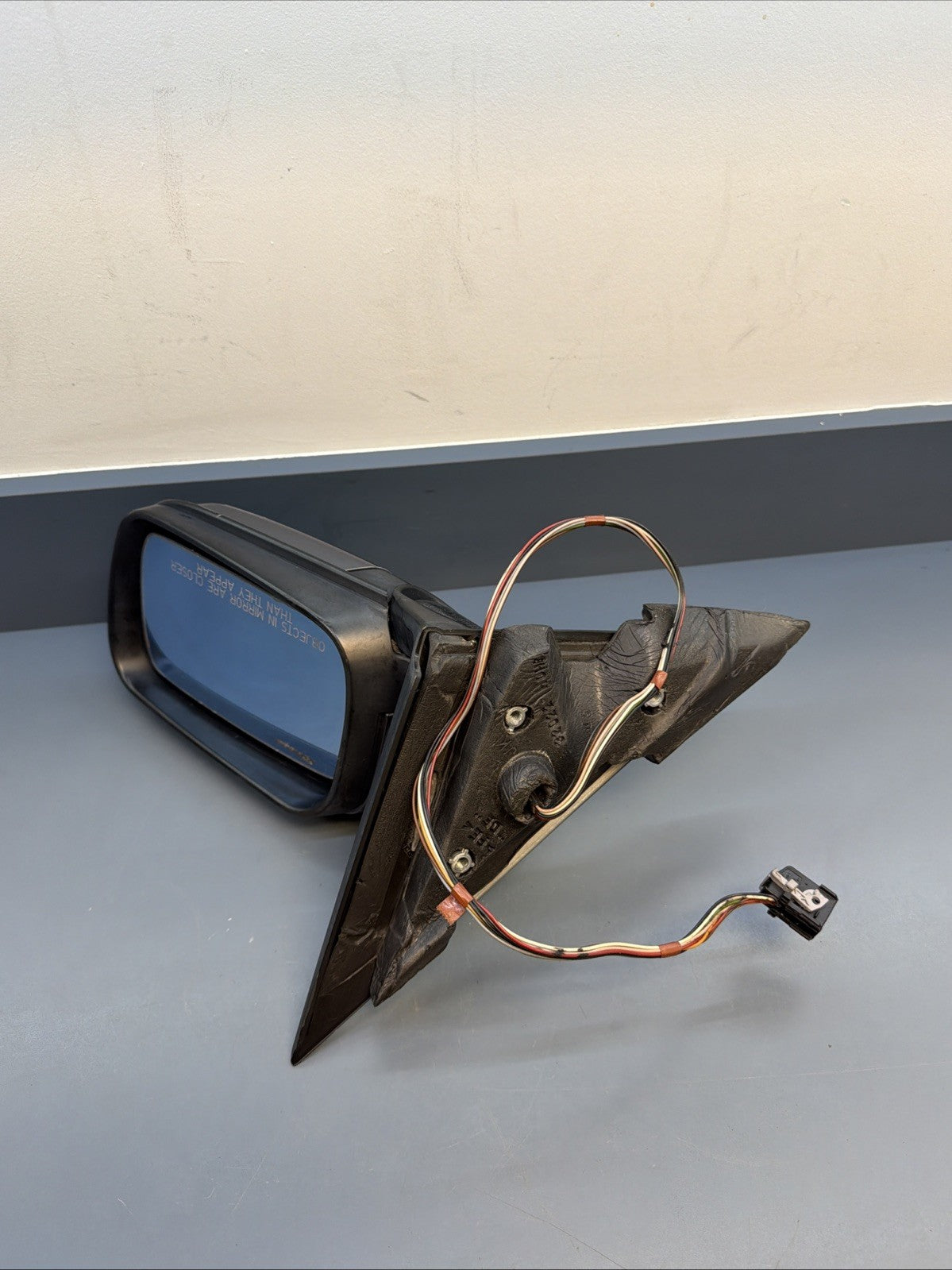 BMW E46 RIGHT PASSANGER SIDE MIRROR BLUE COMPLETE OEM BMW 0117351