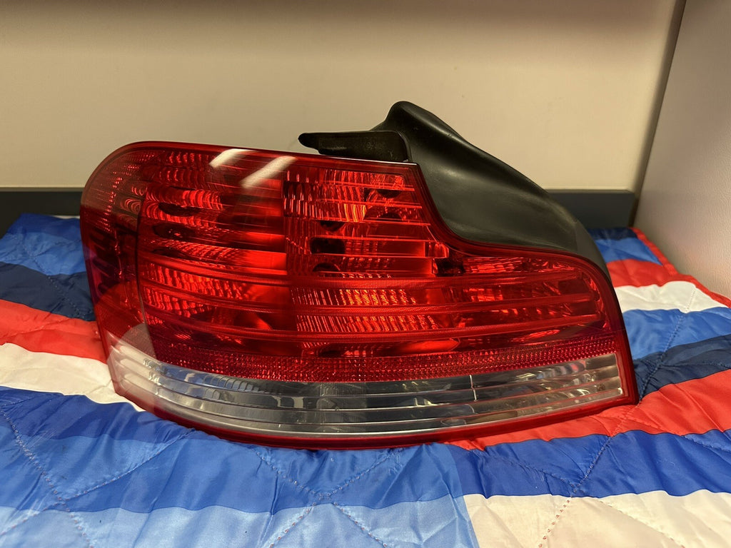 08-11 OEM BMW E82 E88 128 135 Rear Left Driver Side Outer Tail Light Stop Light