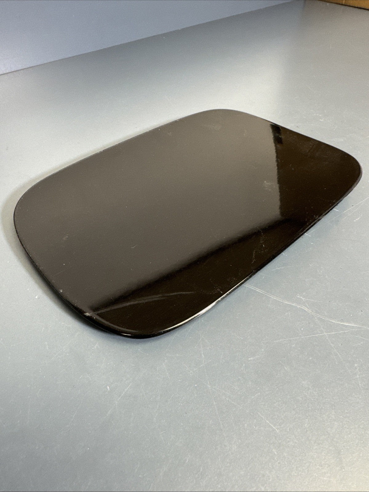 08-13 BMW E82 E88 128i 135i FUEL GAS DOOR  BLACK SAPPHIRE 19730005296