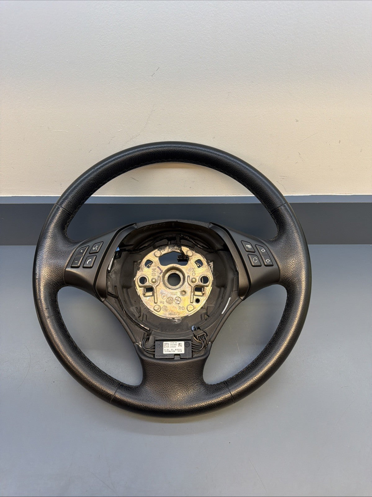 2007-2013 BMW E90 E91 E92 328 335i 335d Steering Wheel OEM 4445004218