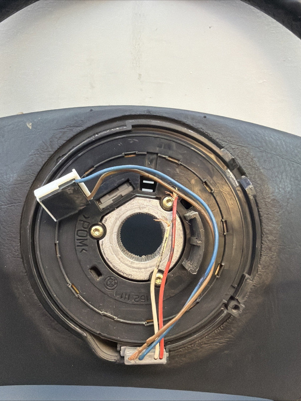 95-99 BMW E36 3-Series Z3 Factory 4-Spoke Standard Leather Steering Wheel OEM