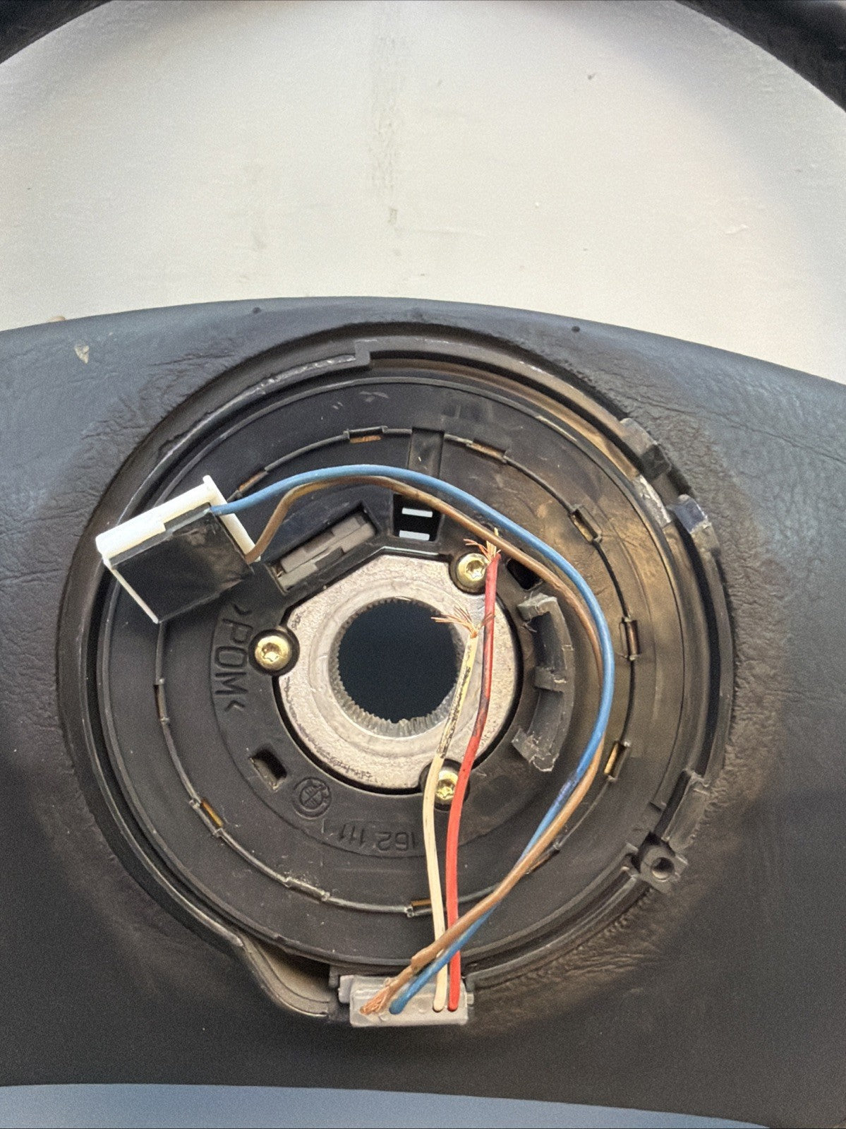 95-99 BMW E36 3-Series Z3 Factory 4-Spoke Standard Leather Steering Wheel OEM