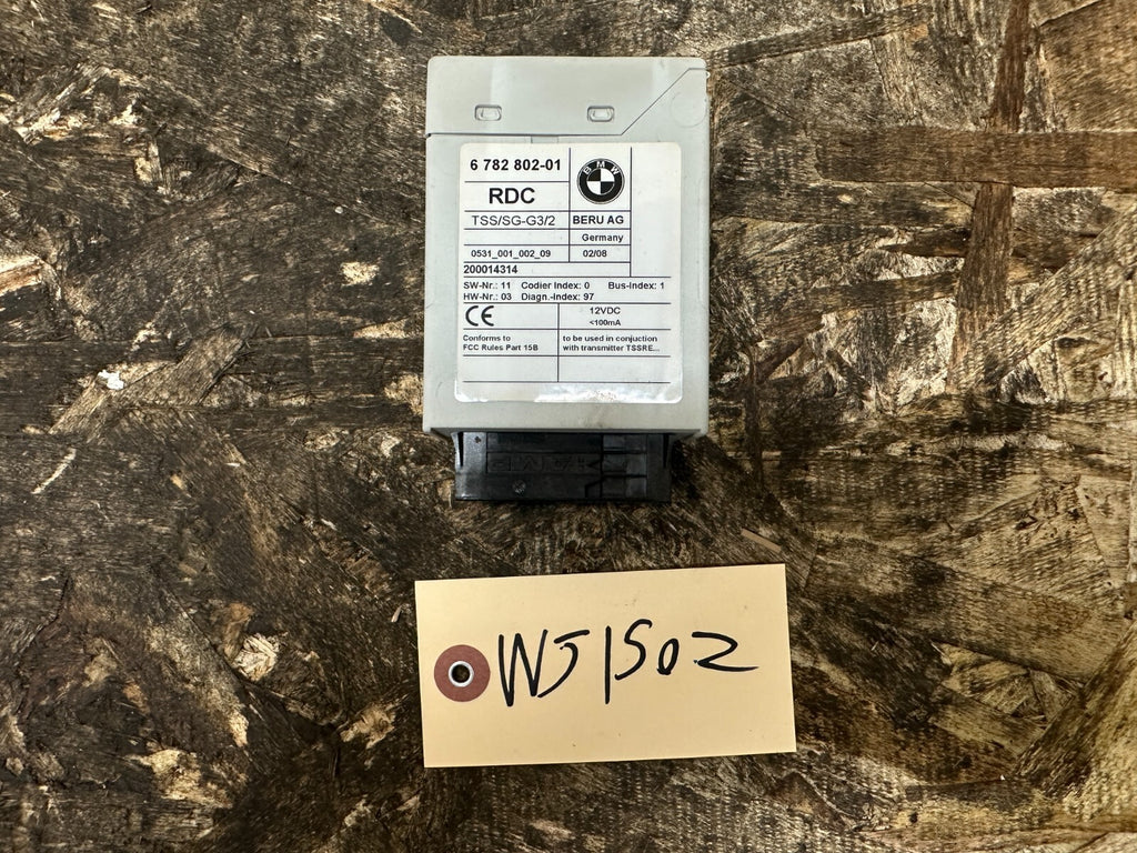 BMW 2003-2010 F83 X3 TIRE PRESSURE CONTROL MODULE TPMS OEM 6782802