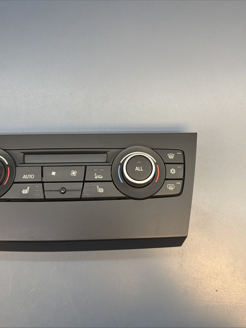 BMW 04-13 E81 E88 E90 E84 1/3 SERIES X1 AC CLIMATE CONTROL PANEL OEM 9250393