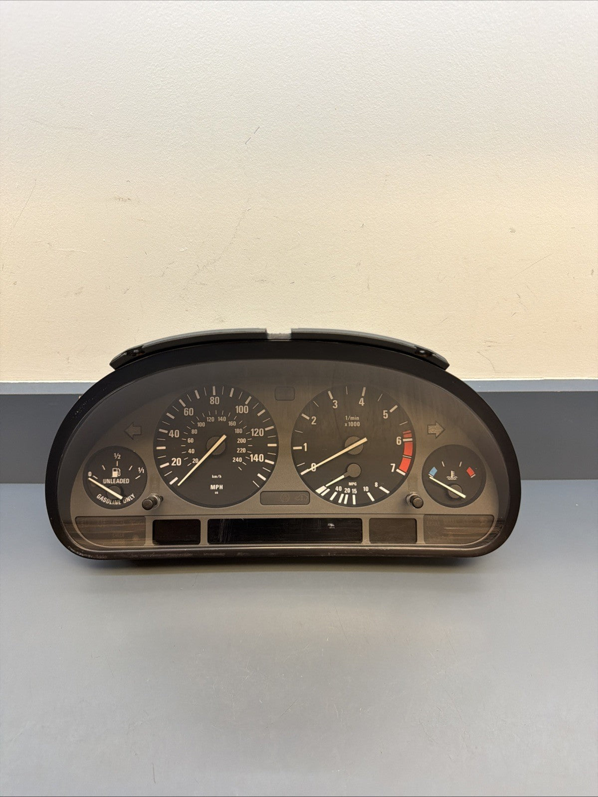 BMW E39 525i 530i 540i Instrument Cluster Speedometer OEM 8376716 194K