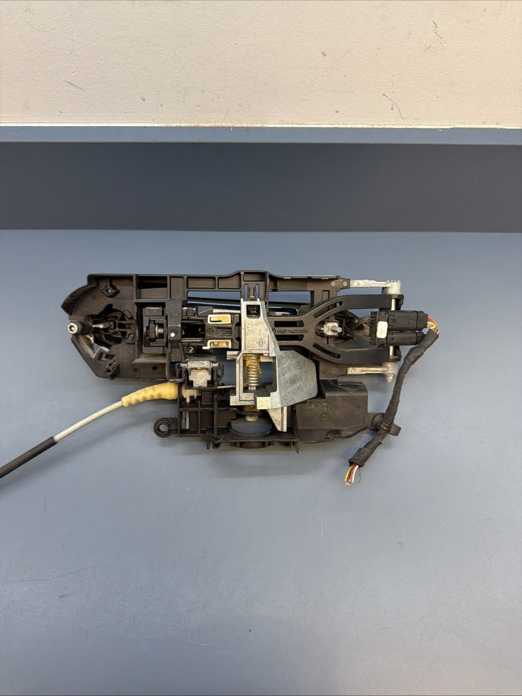 09-15 Bmw F10 550i 750i Rear Left Driver Door Handle Assembly 3718722711 OEM