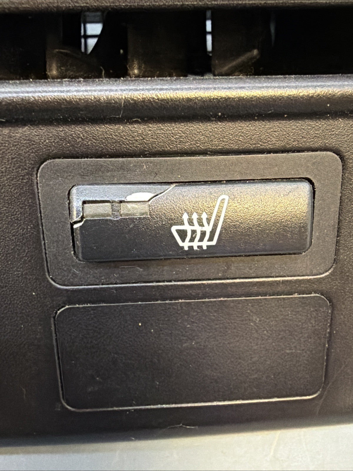 2000-2006 BMW E53 X5 Rear Center Console AC Air Vent OEM 8409081