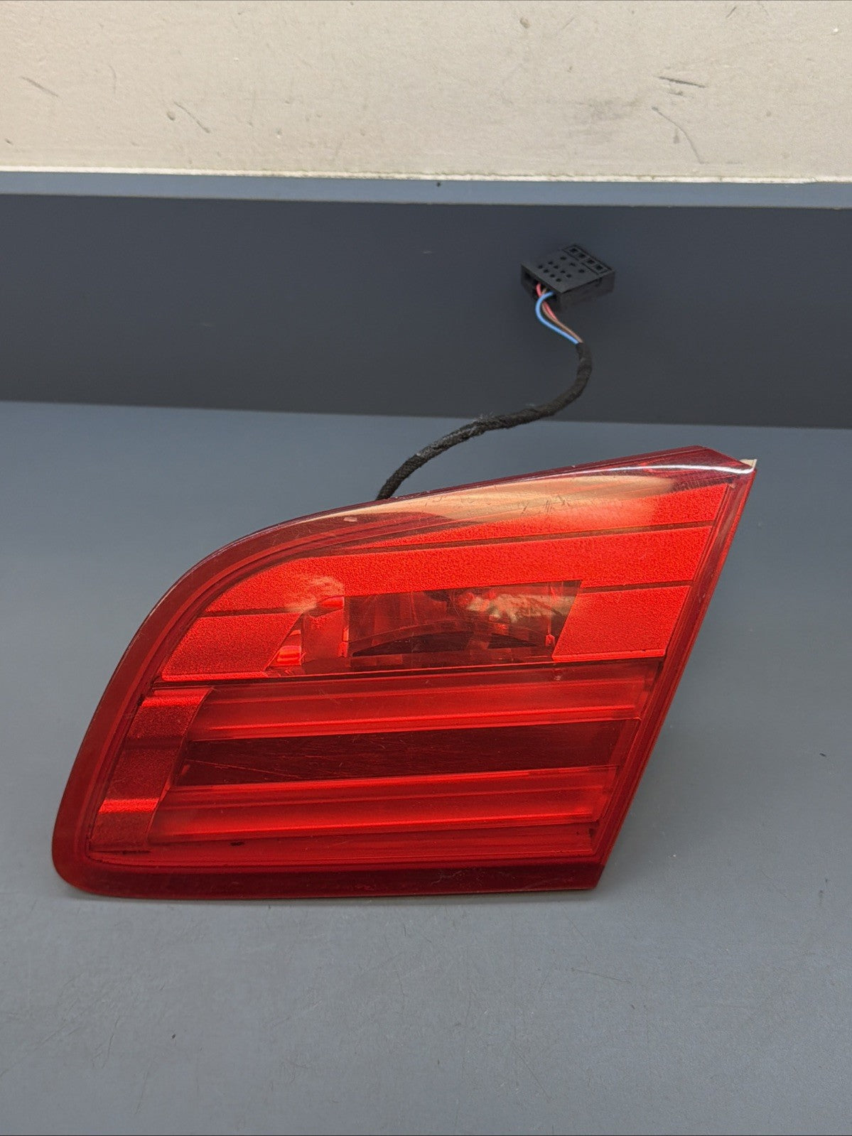 2011-2013 BMW 328i 335i M3 E93 Convertible Right Tail Light 7252784 OEM