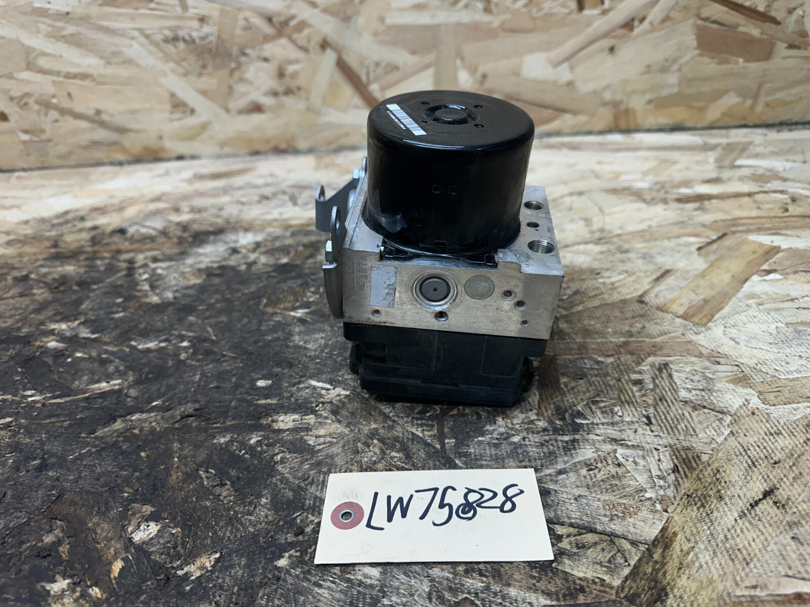 BMW 2005-2012 E90 E9X ABS ANTI LOCK BRKE PUMP W CONTRLLER OEM 6778237+6778236