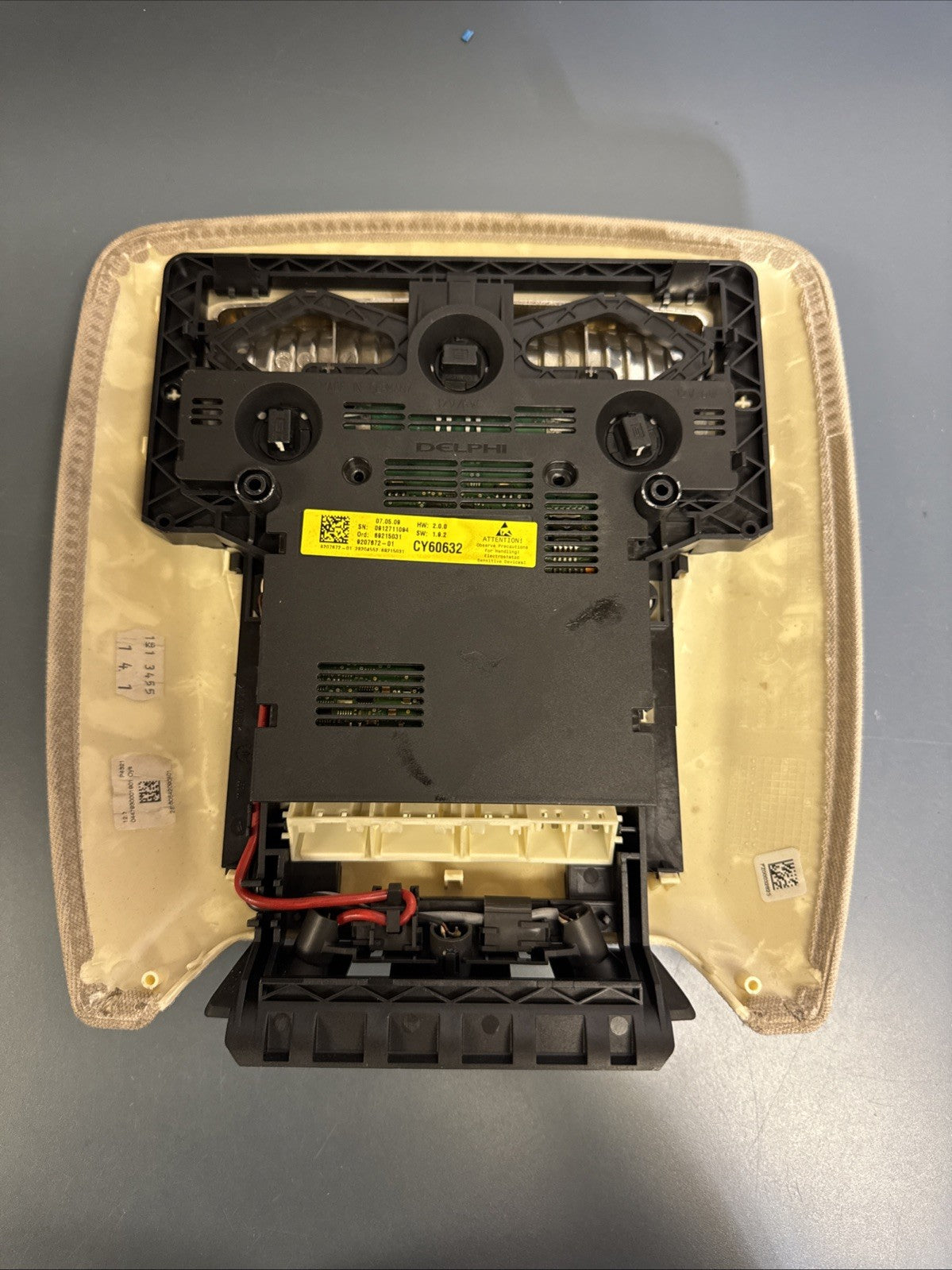 2009 BMW 750i (F01) CELL PHONE COMMUNICATION DOMELIGHT TRIM OEM 9207672