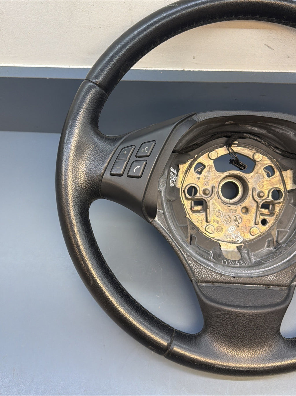 06 - 12 BMW 328 330 E90 E92 335i Steering Wheel With Multifunctional Buttons OEM