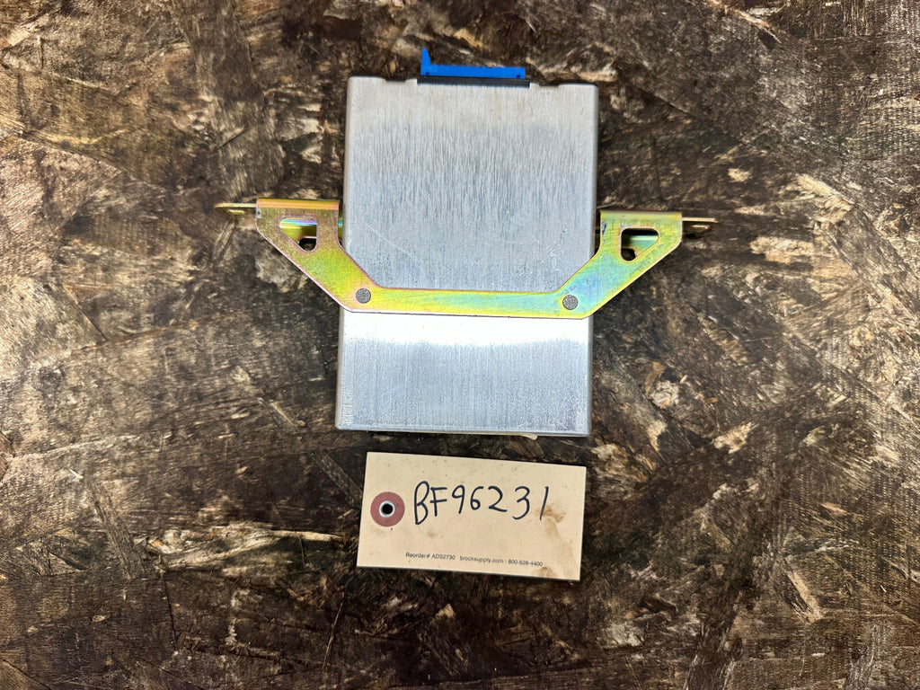 BMW 85-95 E32 E34 5/7 SERIES CRUISE CONTROL COMPUTER OEM 1388043