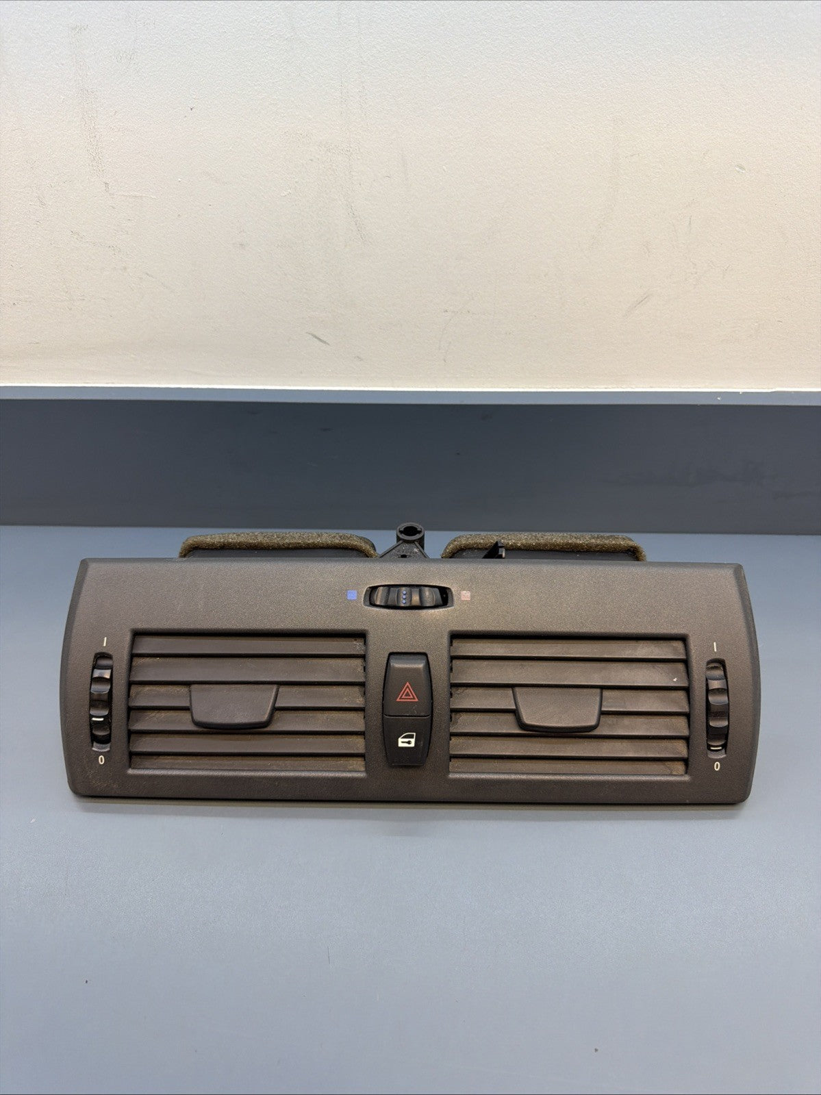 2004-2010 BMW X3 E83 CENTER DASHBOARD DASH AC AIR VENT 3400074 OEM