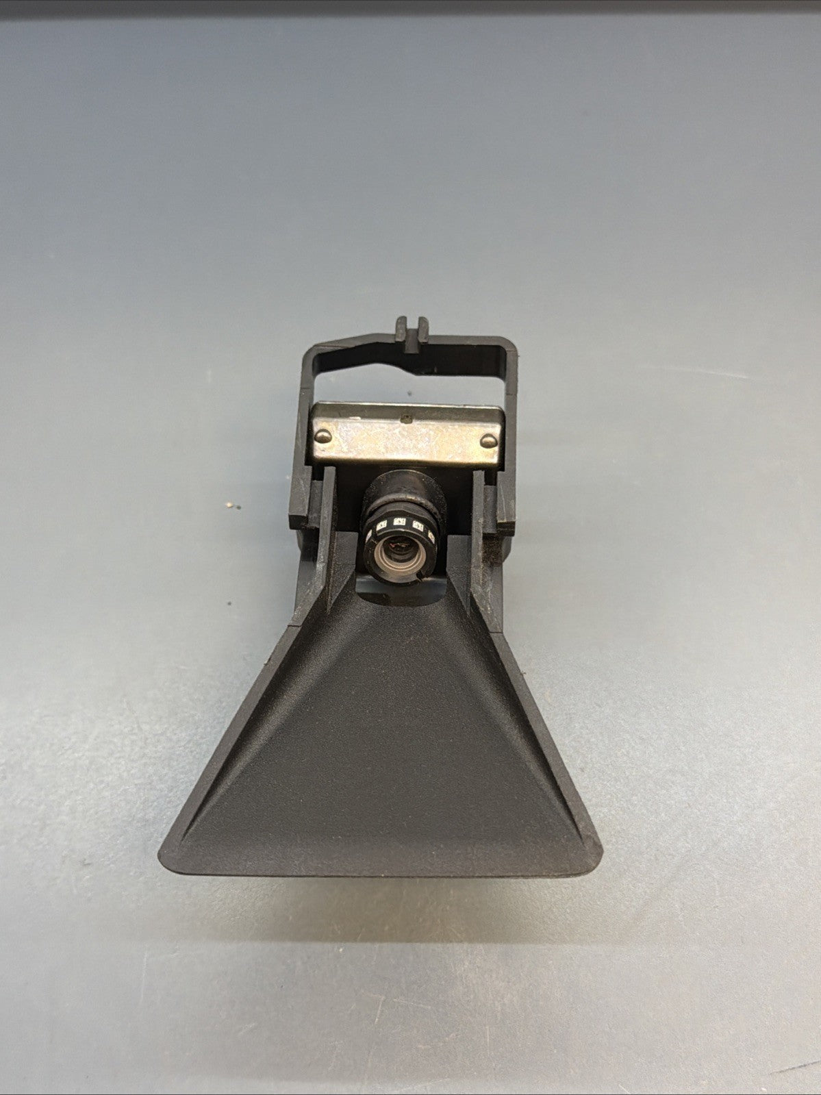 BMW E60 528i 535i 550i Rear View Backup Camera Parking Assistance Module 9137716