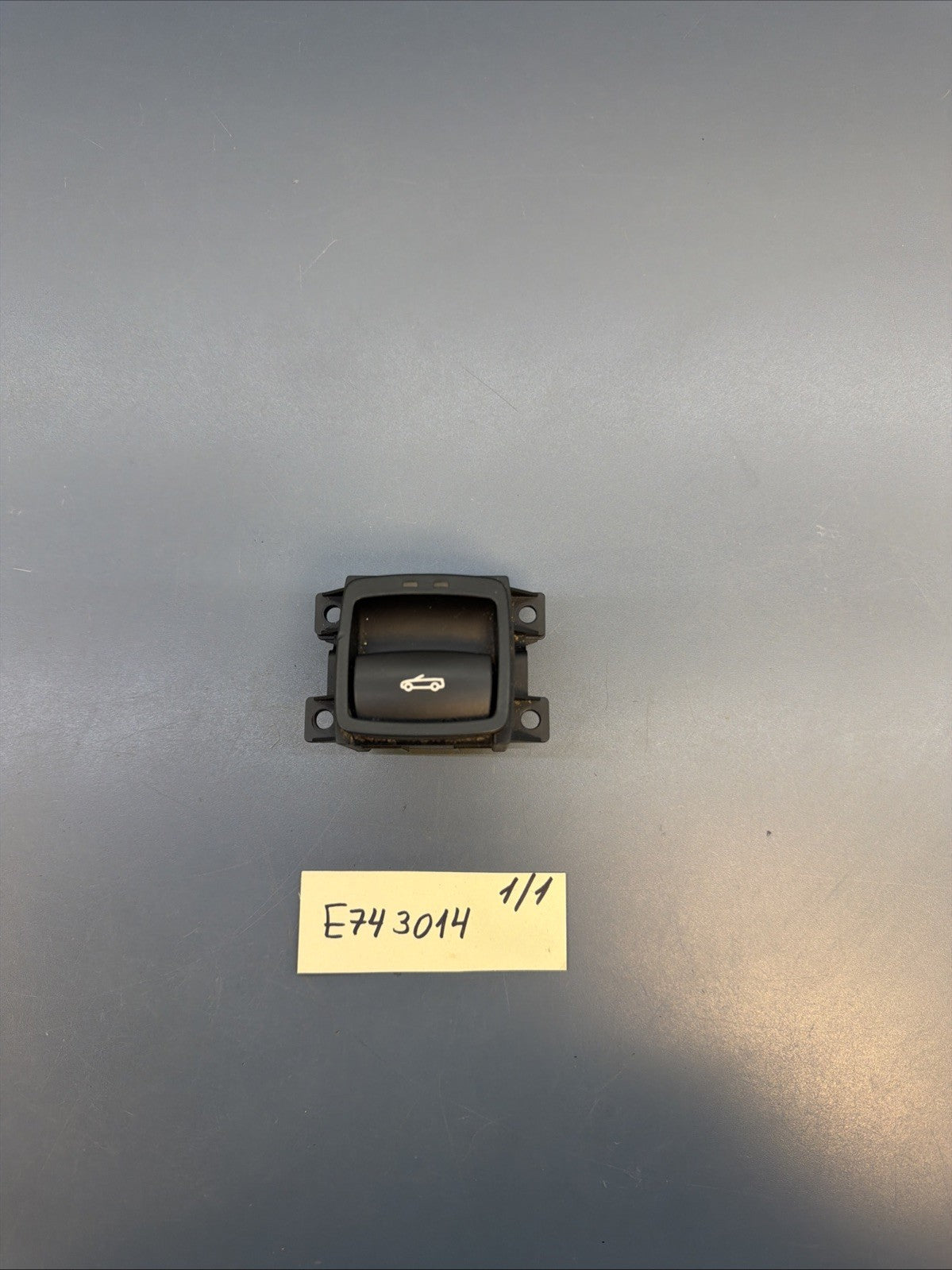 OEM BMW E93 M3 F12 M6 335 Convertible Roof Top Control Switch Button 9185675