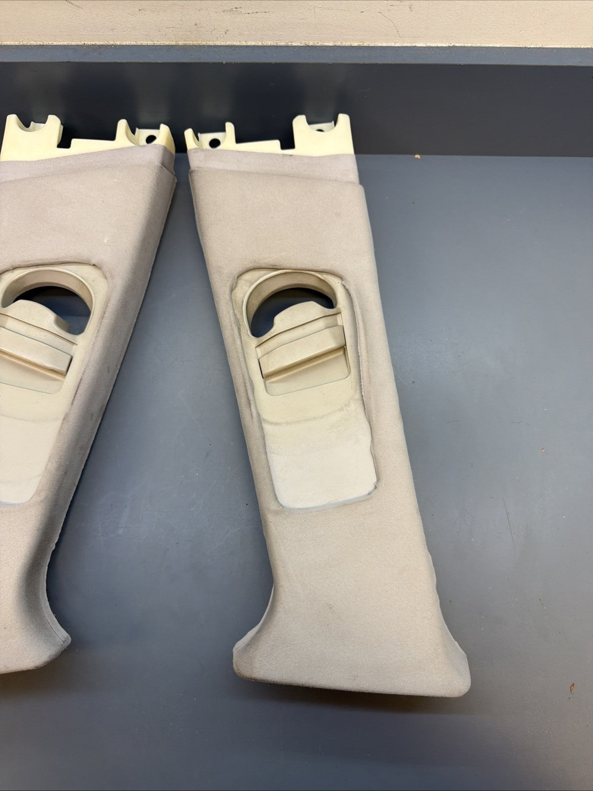 BMW E46 3-series Sedan Right & Left Column B Pillar Cover 8220242 8220241 GREY
