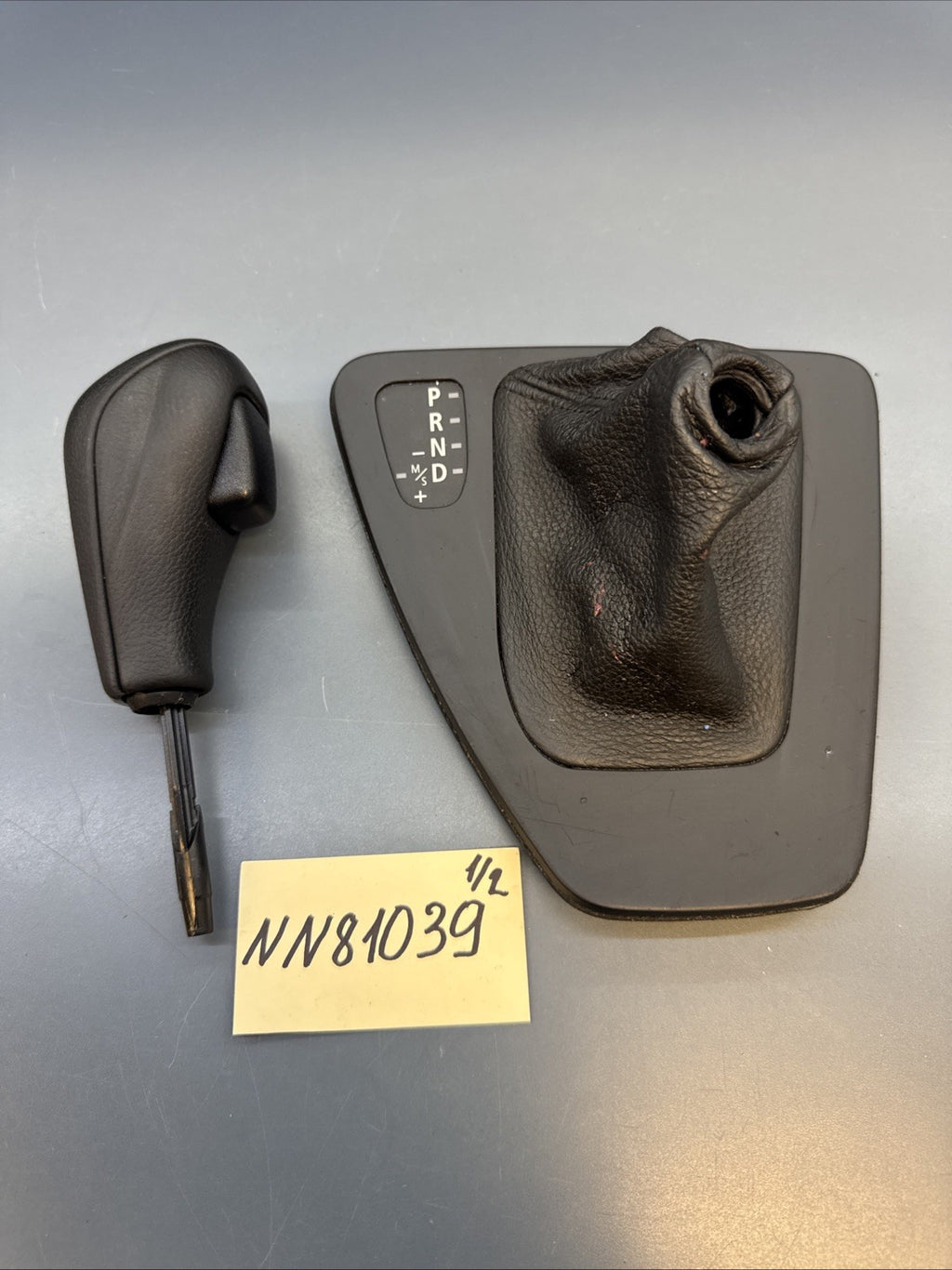 2007-2013 BMW E90 328i Gear Shifter Cover W Trim Indicator 7155643