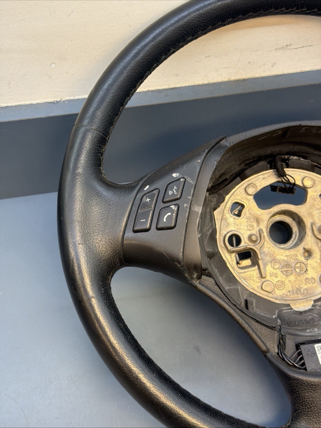 BMW 2006-2012 E90 E9X 3 SERIES BLACK LEATHER STEERING WHEEL OEM 3375E901